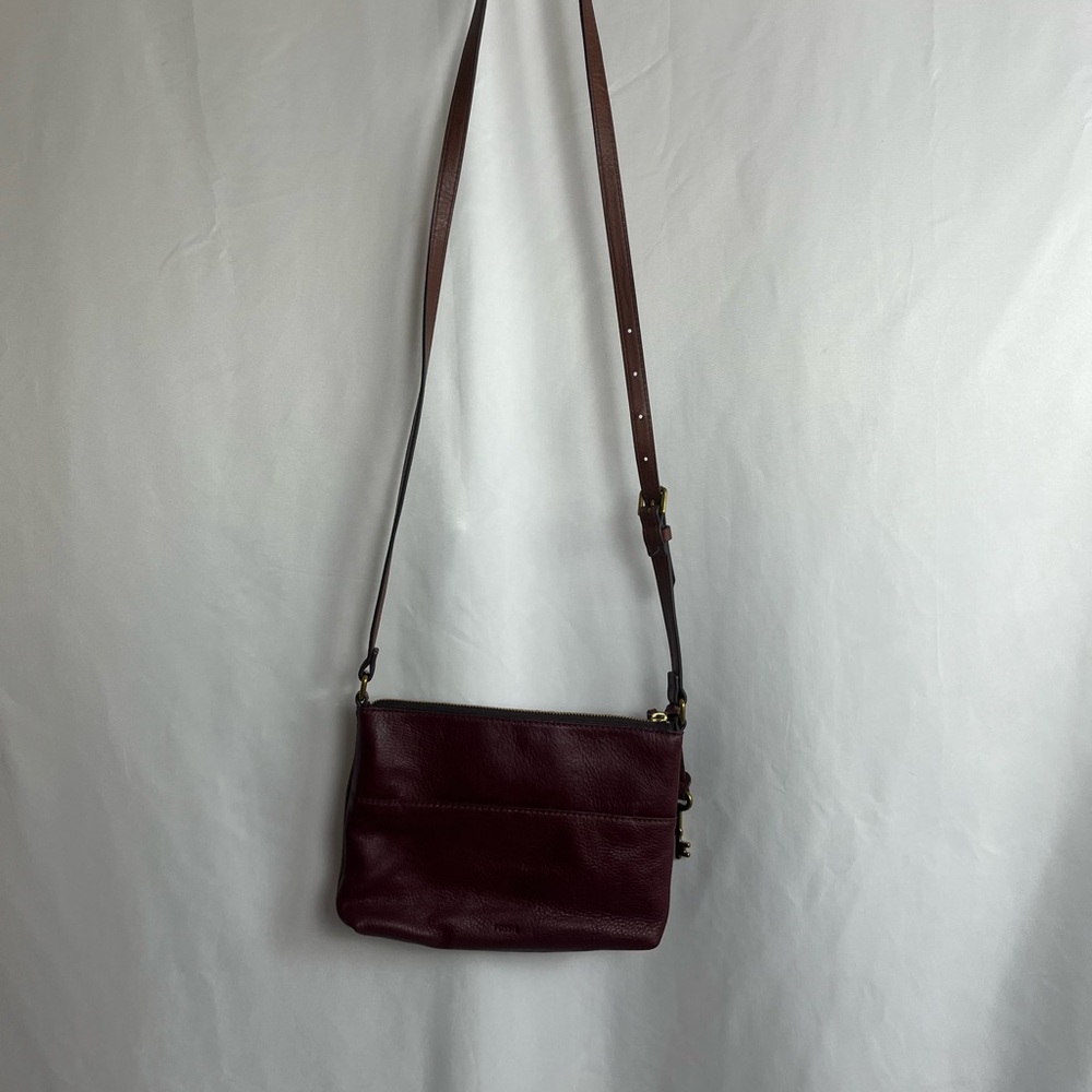 Fossil Leather Crossbody Bag in Deep Burgundy
10W X 7H X 2 1/2D
